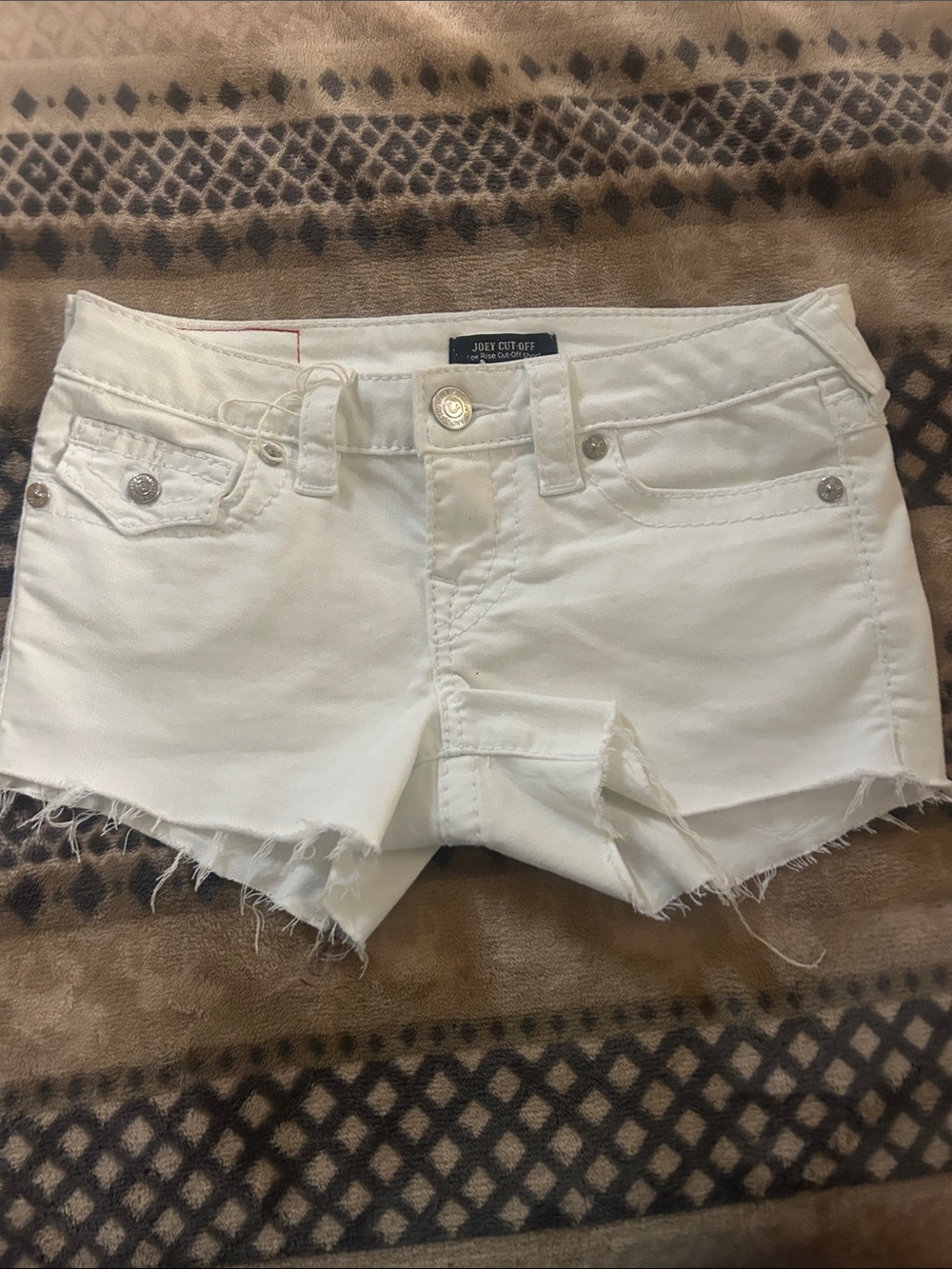 NEW TRUE RELIGION white cutoff denim jean shorts size 26 HOT